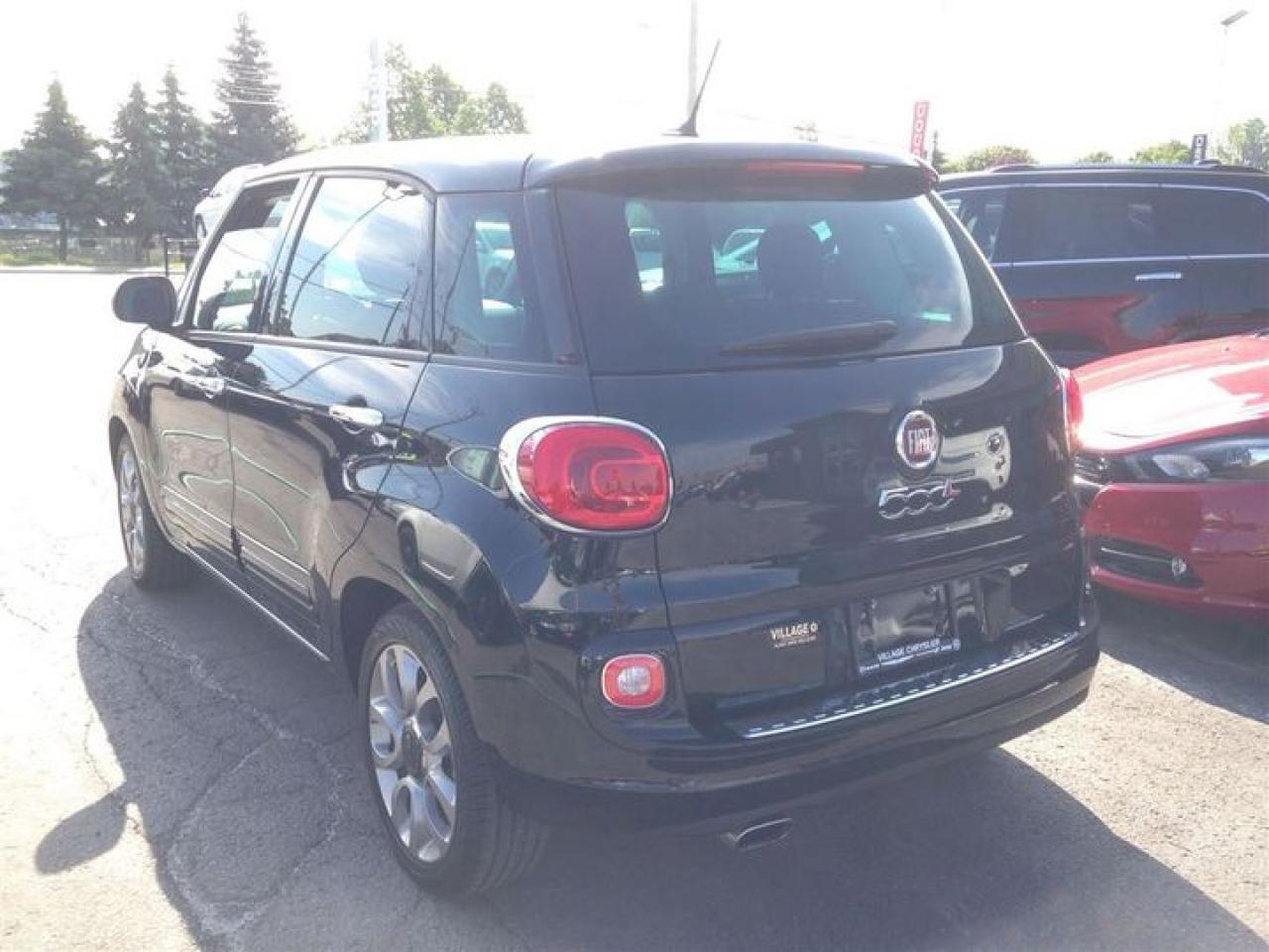 2014 Fiat 500 L Sport ***POWER MOON ROOF***BEATS BY DRE SPEAKERS** Photo3