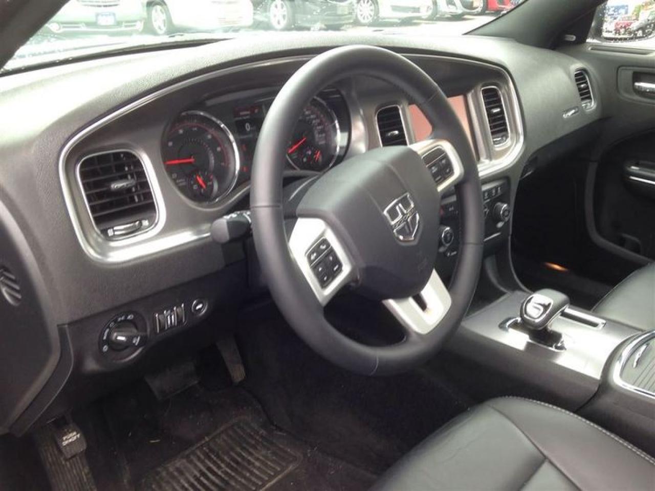 2014 Dodge Charger SXT ***REMOTE ENGINE START*** Photo3