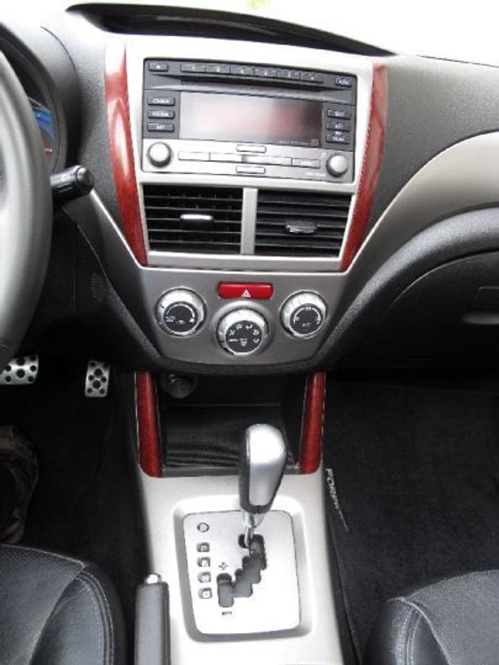 2009 Subaru Forester XT Limited Photo