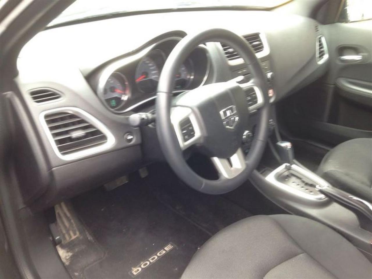 2014 Dodge Avenger SXT ***POWER SUNROOF*** Photo2