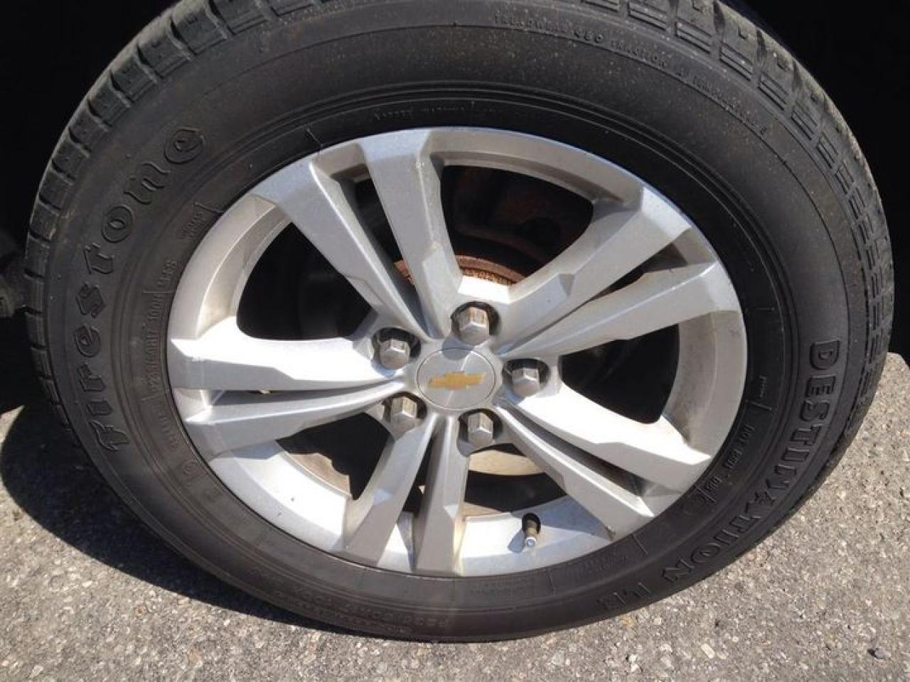 2011 Chevrolet Equinox LS ***GAS SAVER***REAR-FOLDING SEATS*** Photo3