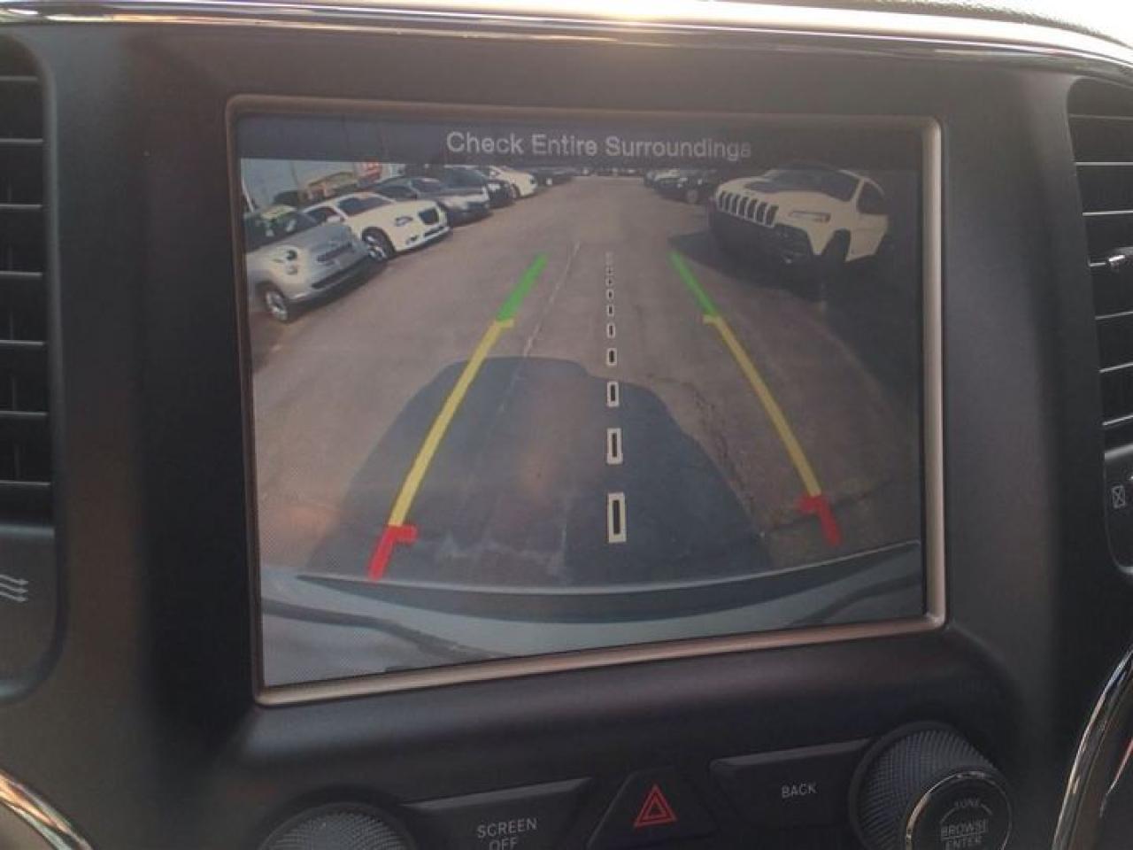 2014 Jeep Grand Cherokee Limited Photo3