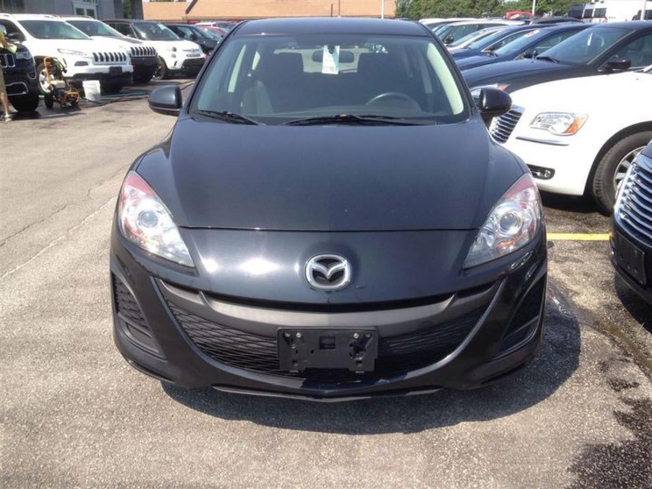 2011 Mazda MAZDA3 Sport GX Photo2