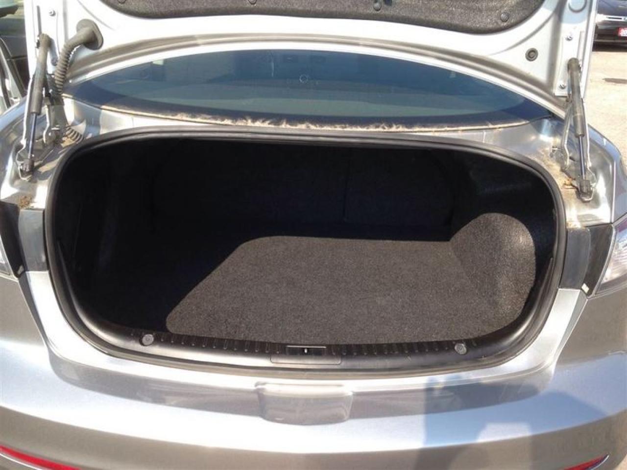 2013 Mazda MAZDA3 GX ***HEATED SEATS***POWER STEERING*** Photo2