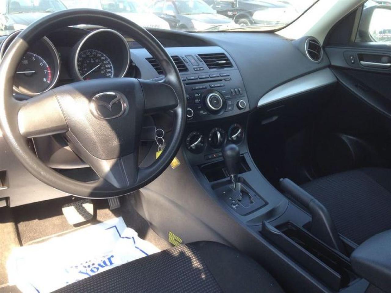 2013 Mazda MAZDA3 GX ***HEATED SEATS***POWER STEERING*** Photo4