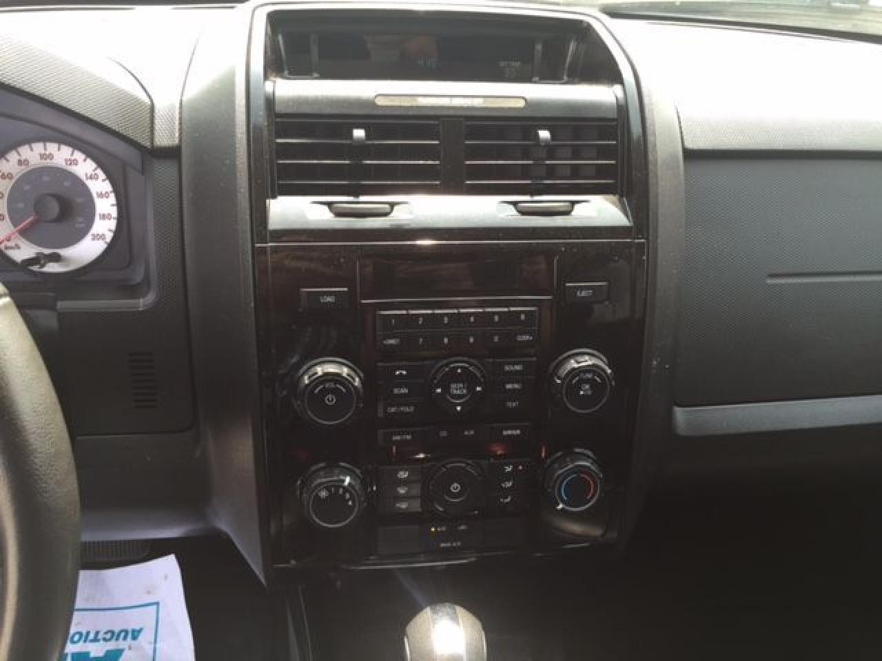 2011 Mazda Tribute  - Photo #8