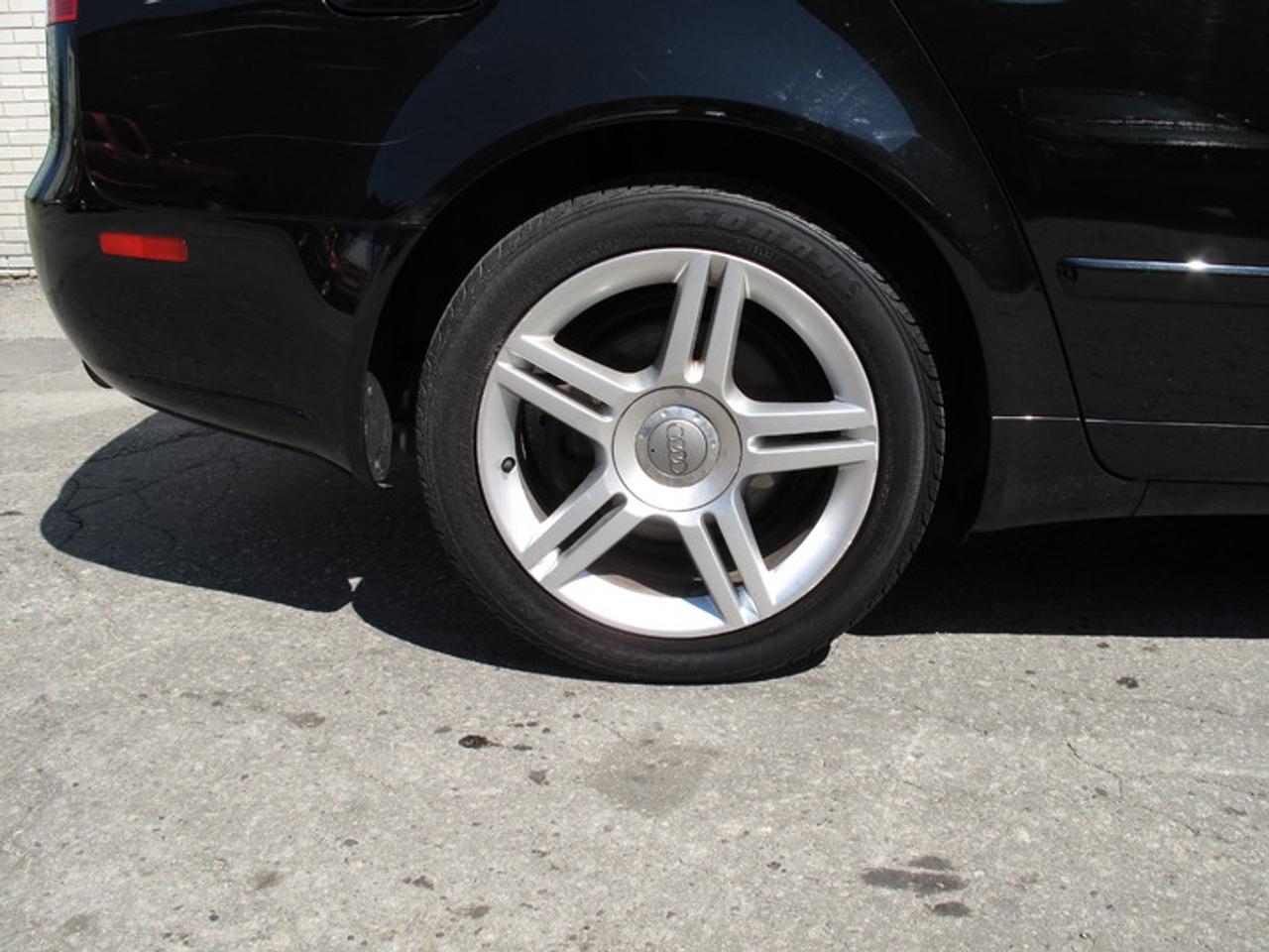 2007 Audi A4 2.0T Quattro - Photo #16
