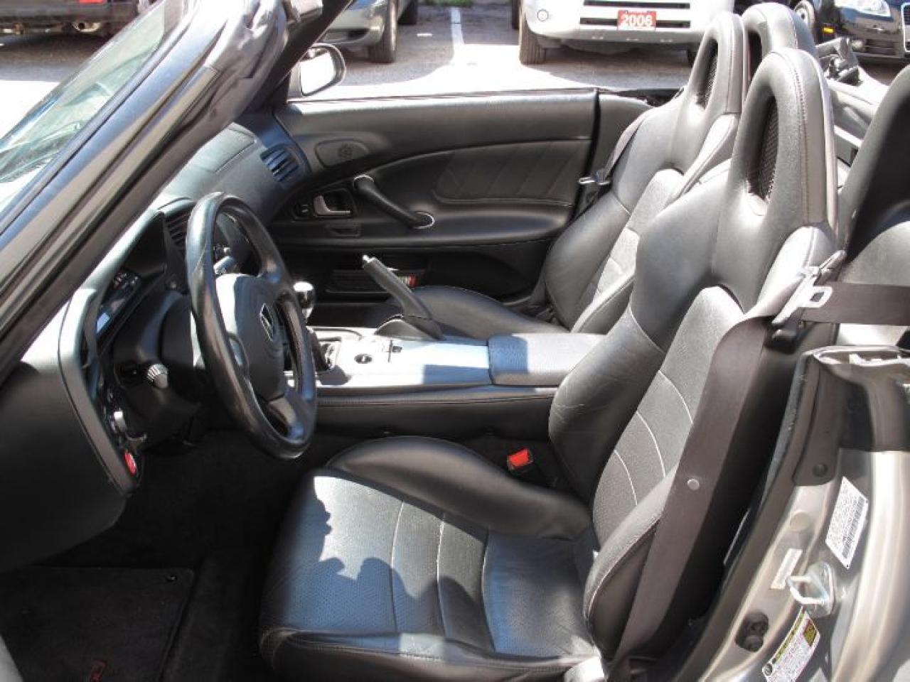 2005 Honda S2000 AP2 Convertible - Photo #13