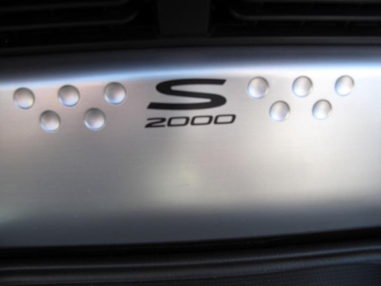 2005 Honda S2000 AP2 Convertible - Photo #20