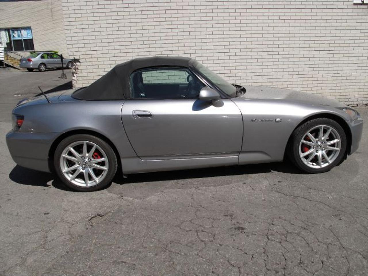 2005 Honda S2000 AP2 Convertible - Photo #23