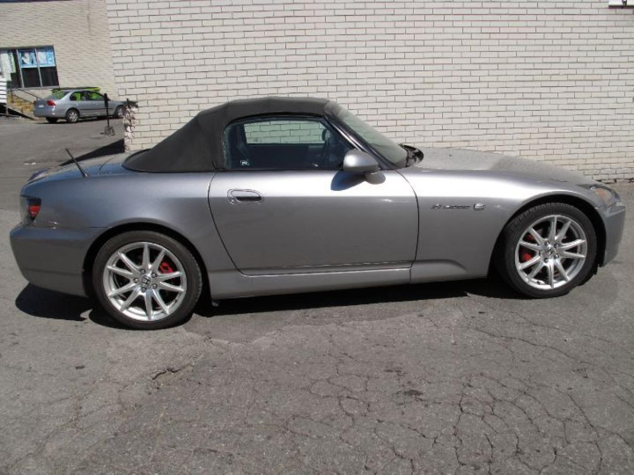 2005 Honda S2000 AP2 Convertible - Photo #23