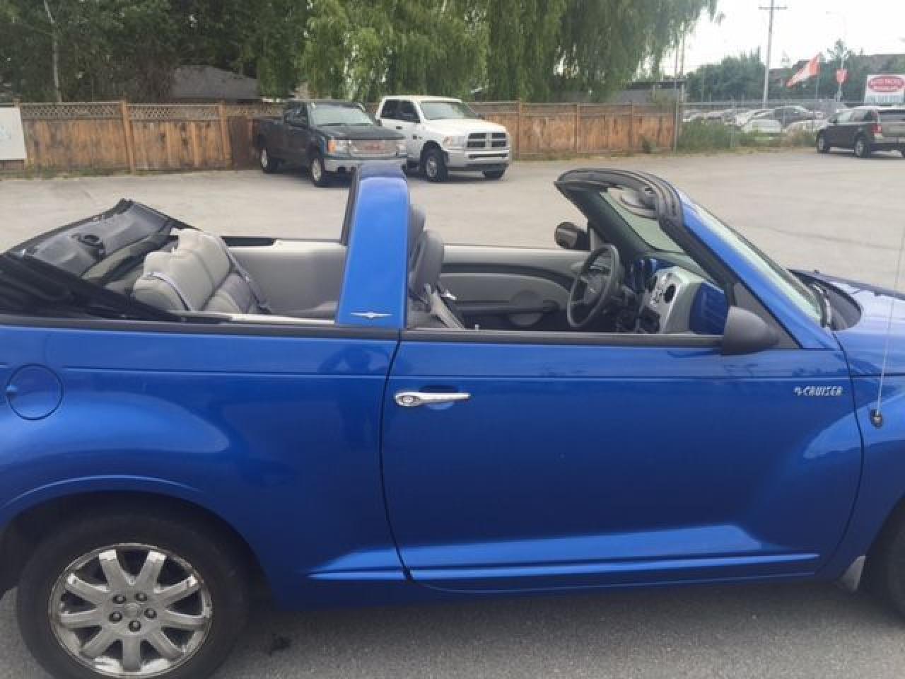2006 Chrysler PT Cruiser  - Photo #3
