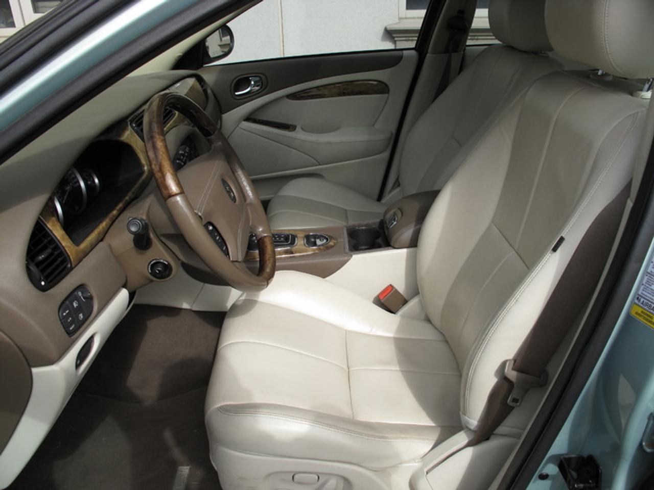 2006 Jaguar S-Type Premium Photo