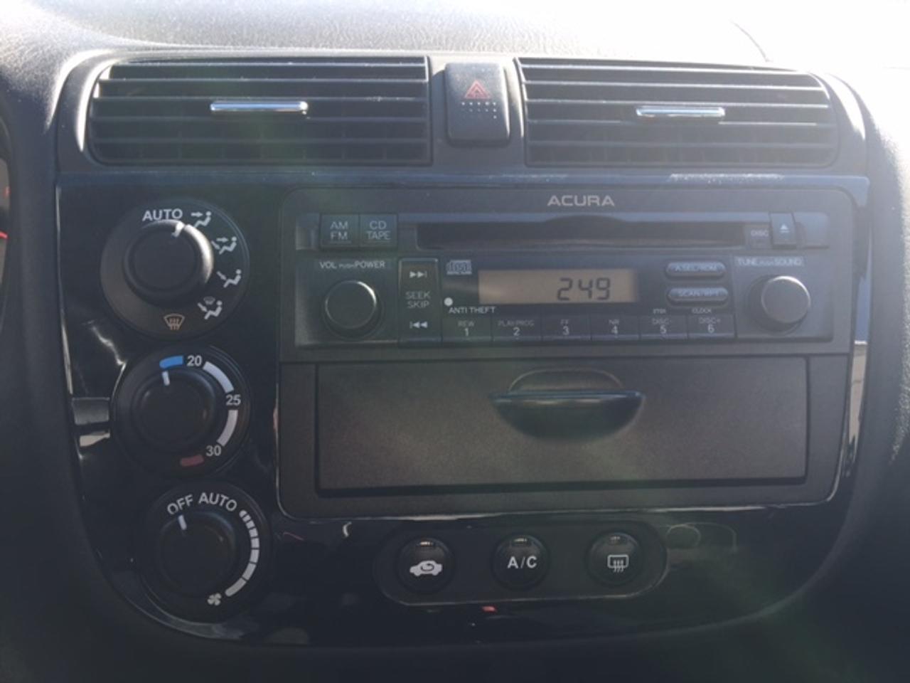 2005 Acura EL Touring - Photo #4