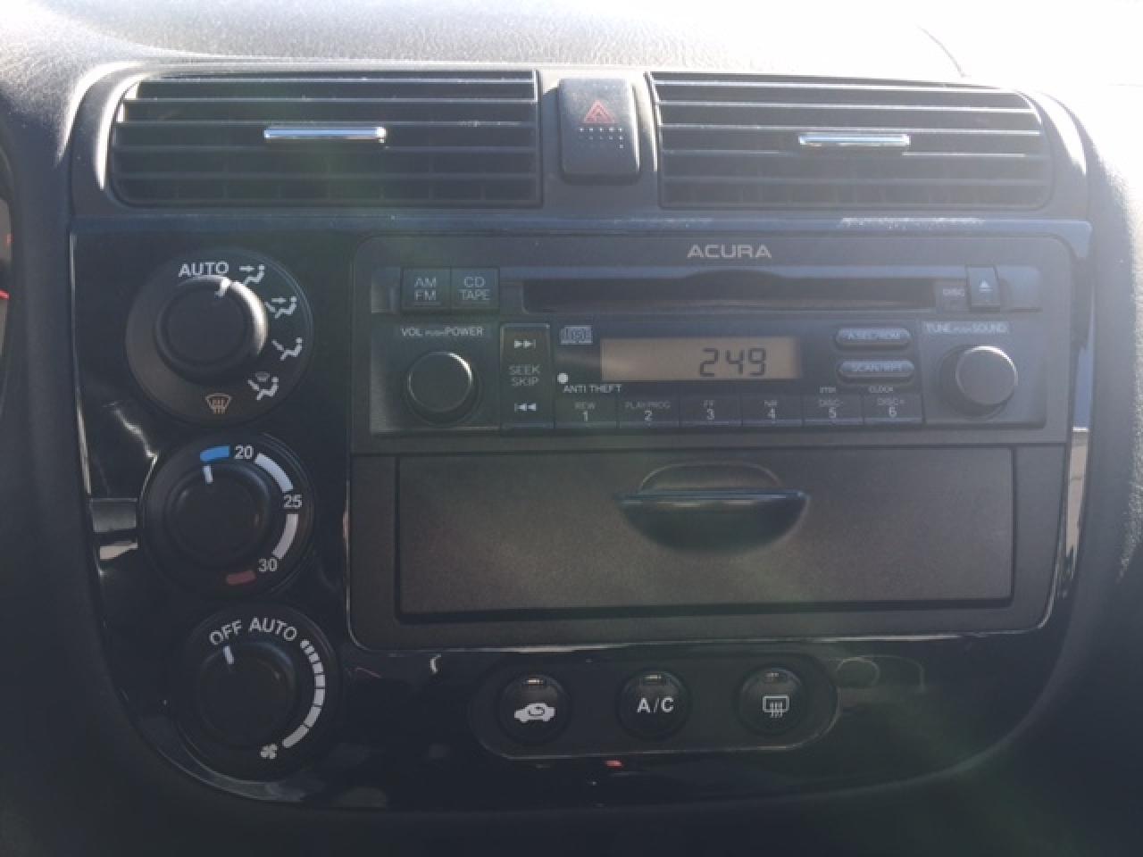 2005 Acura EL Touring Photo3