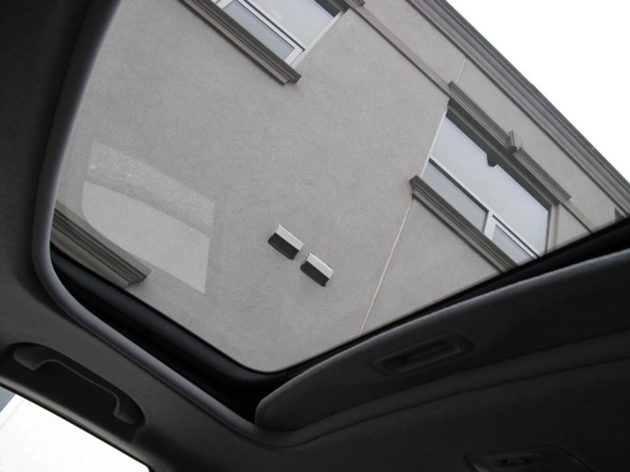 2005 Honda CR-V Westfalia Photo