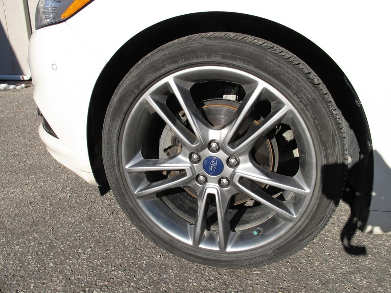 2013 Ford Fusion Titanuim AWD Photo