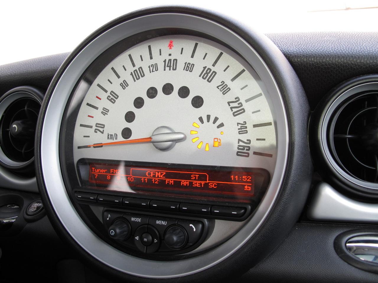2012 MINI Cooper Knightsbridge Edition Photo