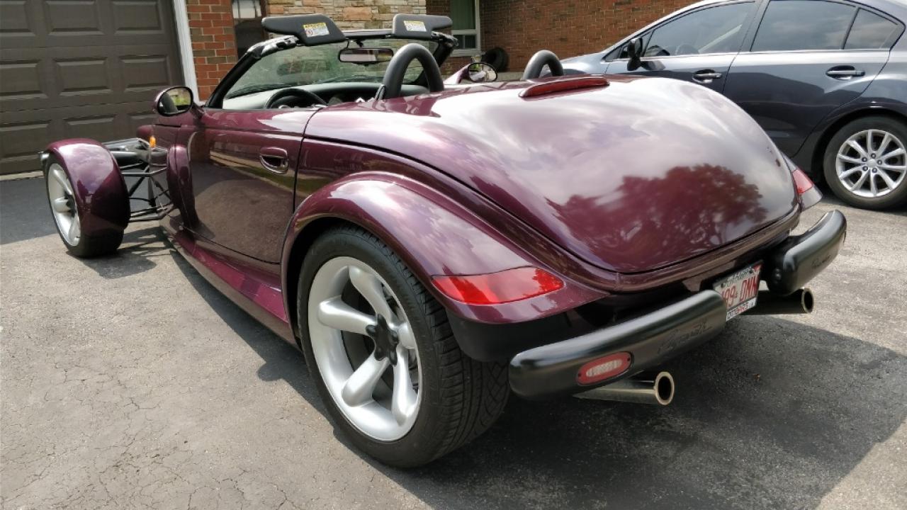 1999 Plymouth Prowler  Photo4