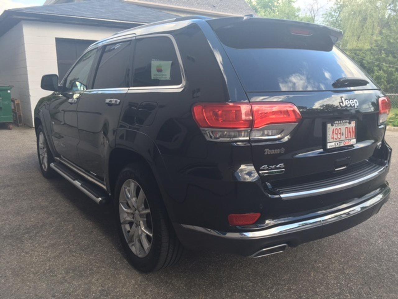 2014 Jeep Grand Cherokee Summit - Photo #10