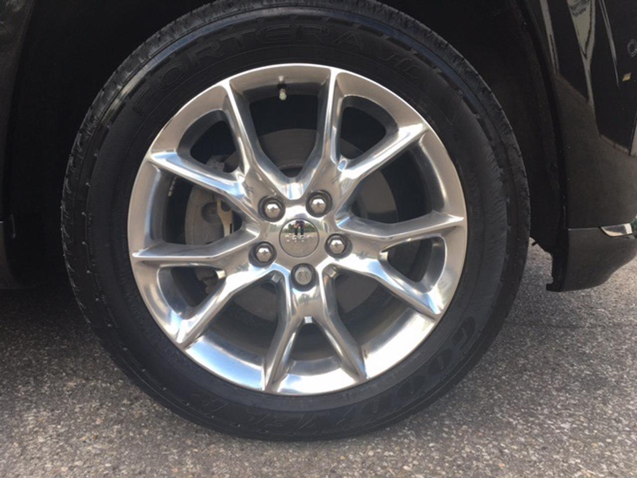 2014 Jeep Grand Cherokee Summit - Photo #17
