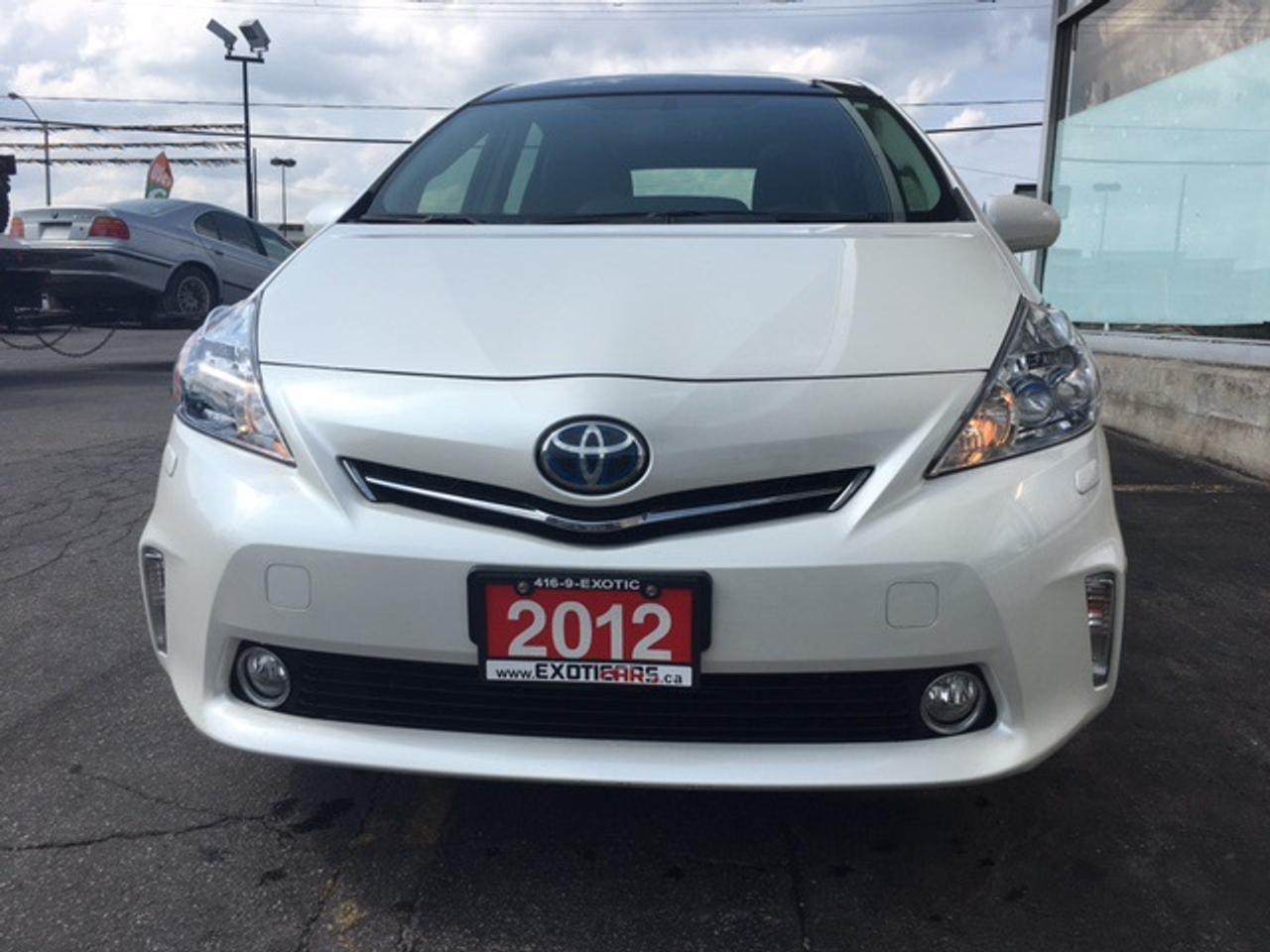 2012 Toyota Prius Prius V Top of the Line