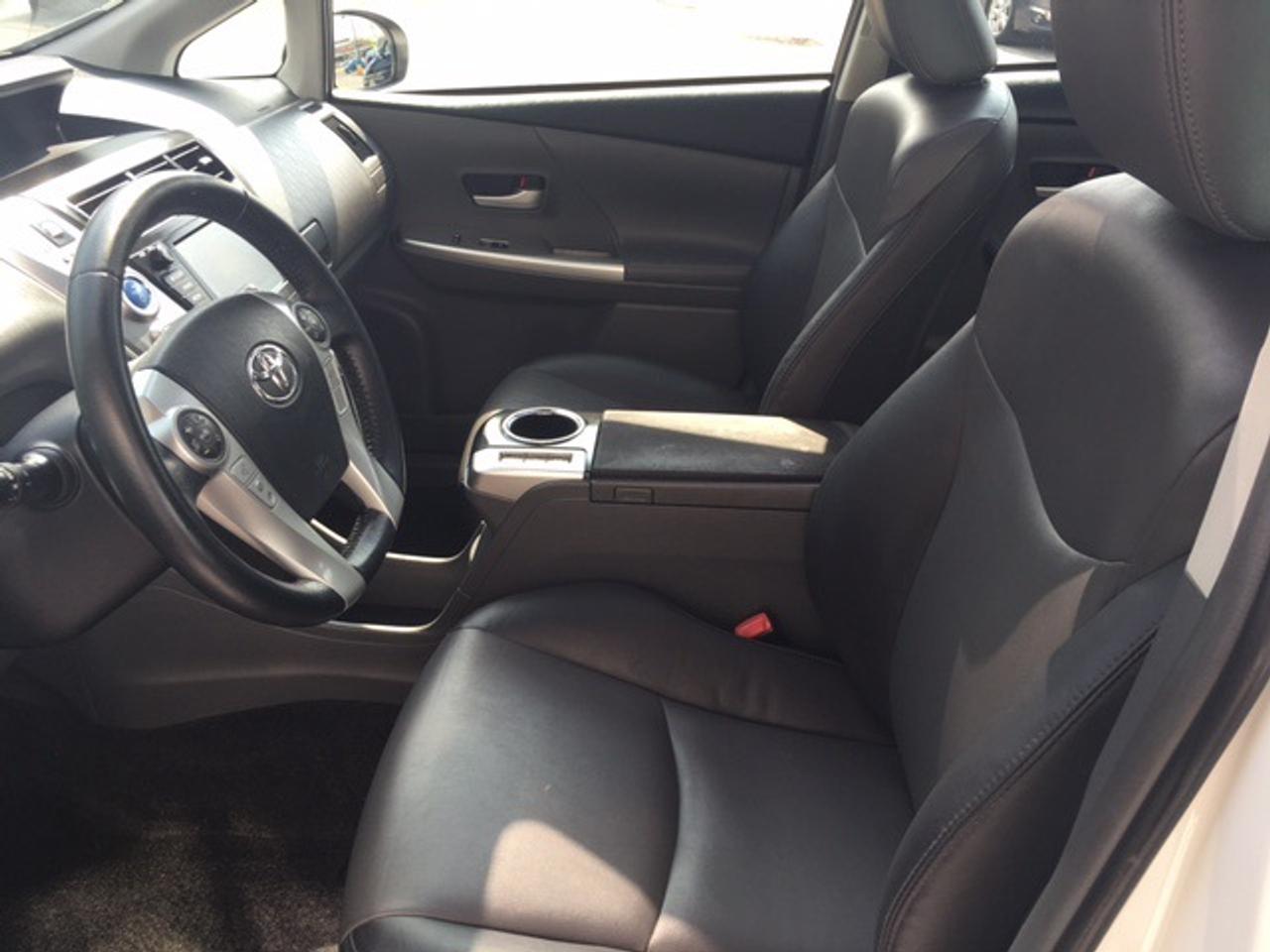 2012 Toyota Prius Prius V Top of the Line Photo