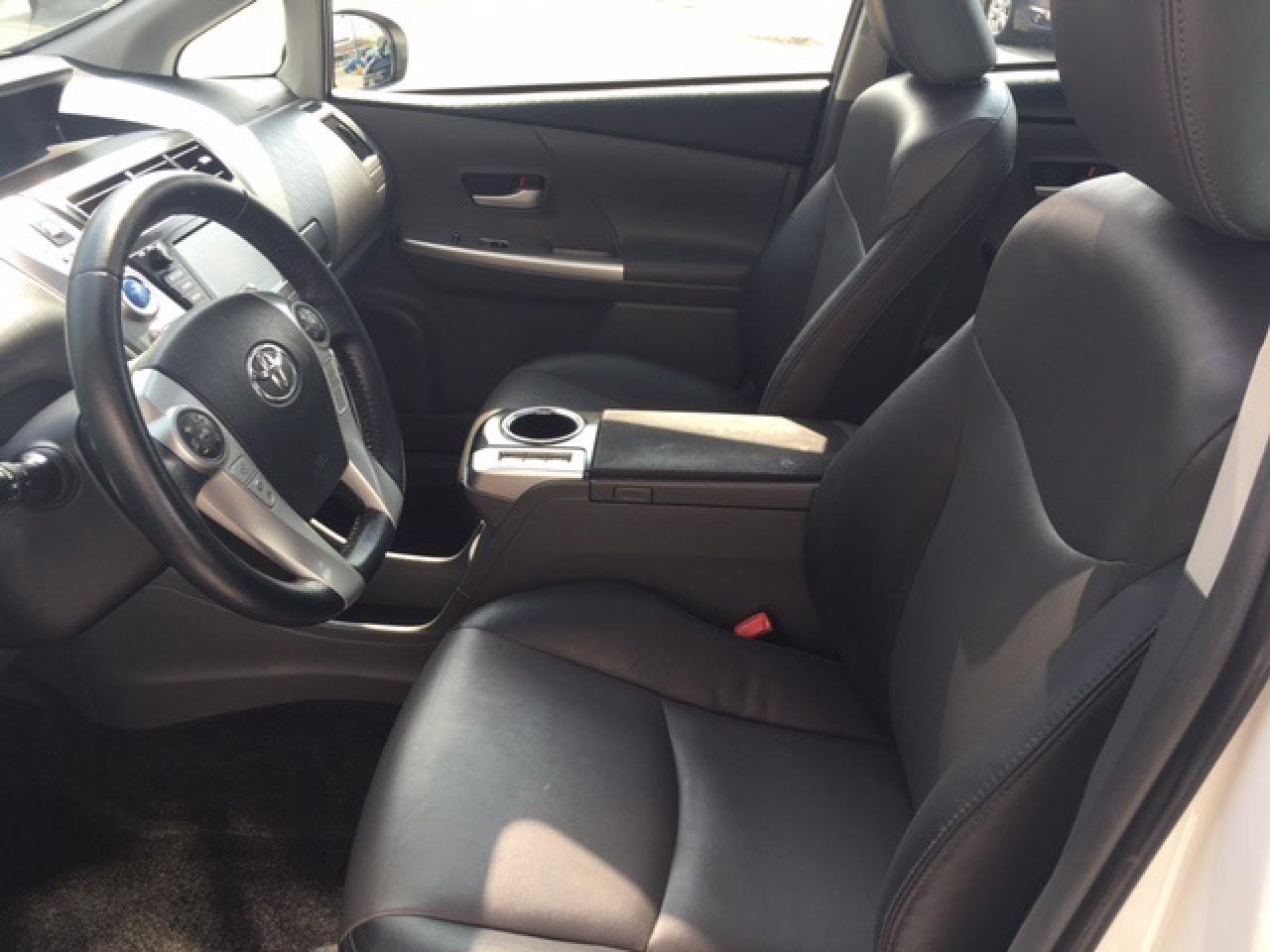 2012 Toyota Prius Prius V Top of the Line