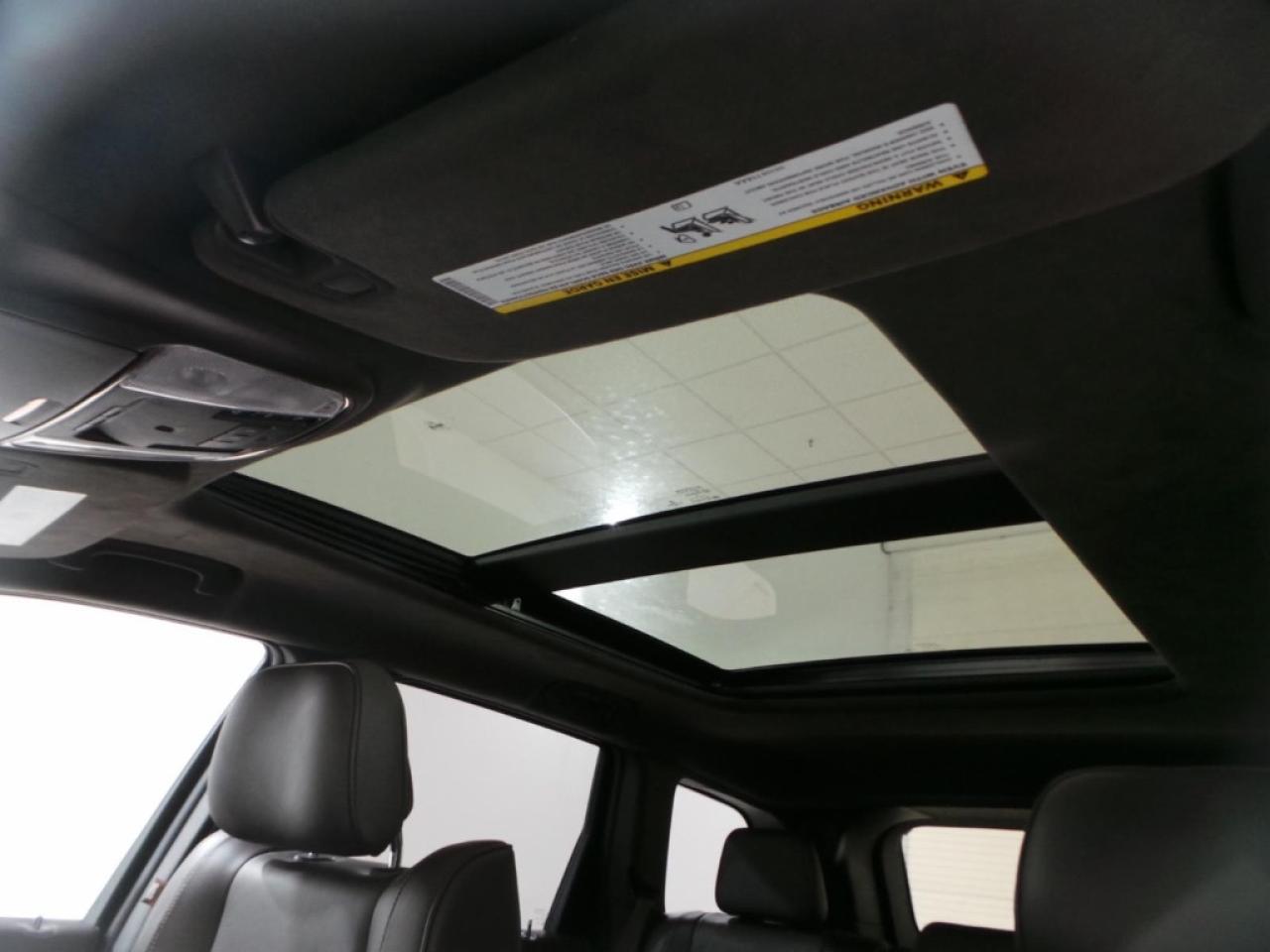 2014 Jeep Grand Cherokee Summit - Photo #14