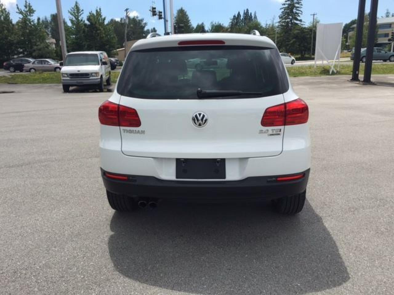 2014 Volkswagen Tiguan Highline - Photo #5