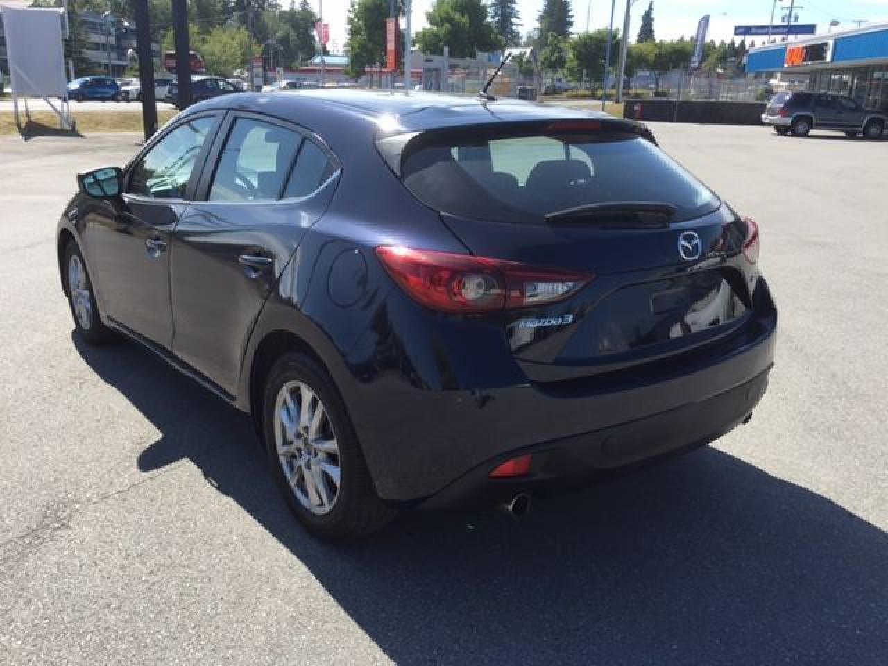 2014 Mazda MAZDA3 GS-SKY - Photo #5