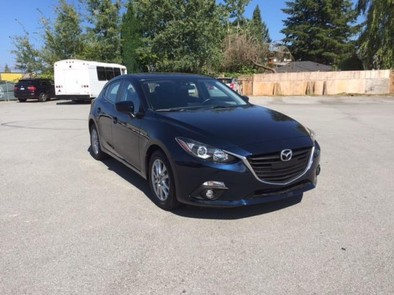 2014 Mazda MAZDA3 GS-SKY - Photo #8