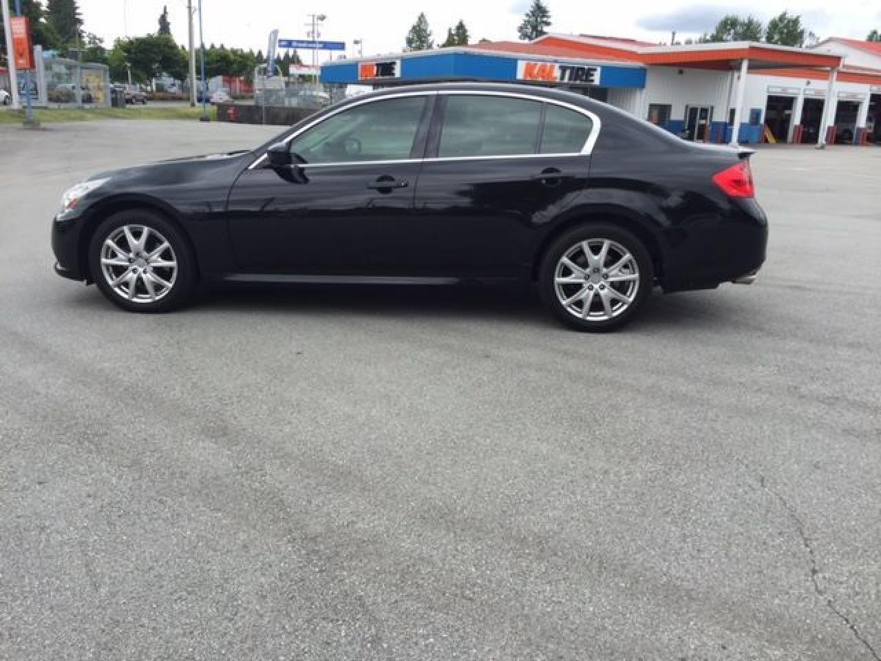 2013 Infiniti G37X  Luxury AWD - Photo #8