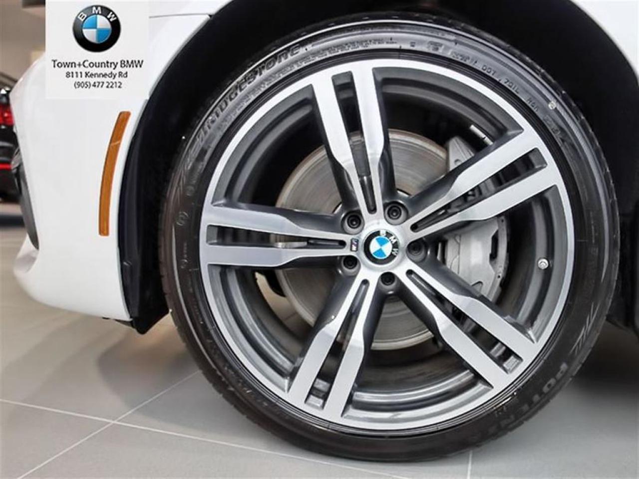 2016 BMW 750i xDrive HEA Package Photo4