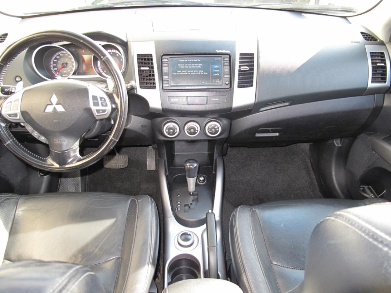 2008 Mitsubishi Outlander XLS - 7 Passenger with NAV - Photo #22