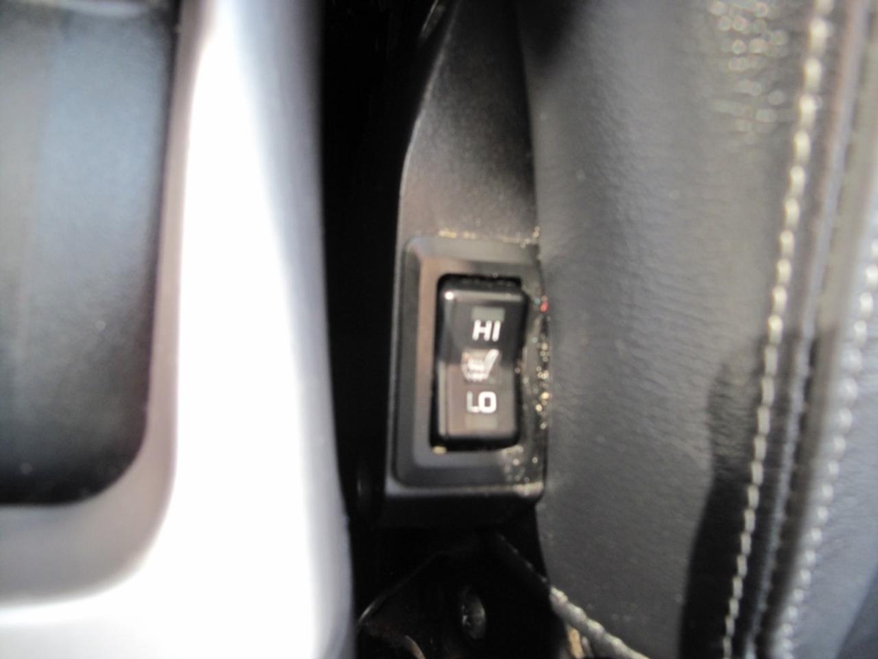 2008 Mitsubishi Outlander XLS - 7 Passenger with NAV - Photo #23