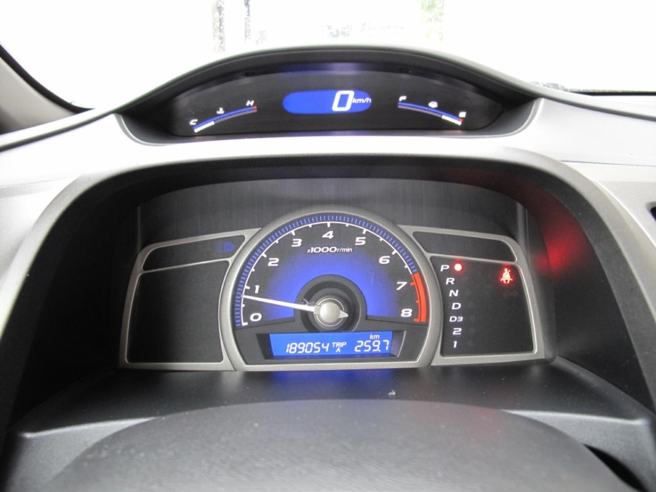 2006 Honda Civic 4x4 Touring - Photo #6