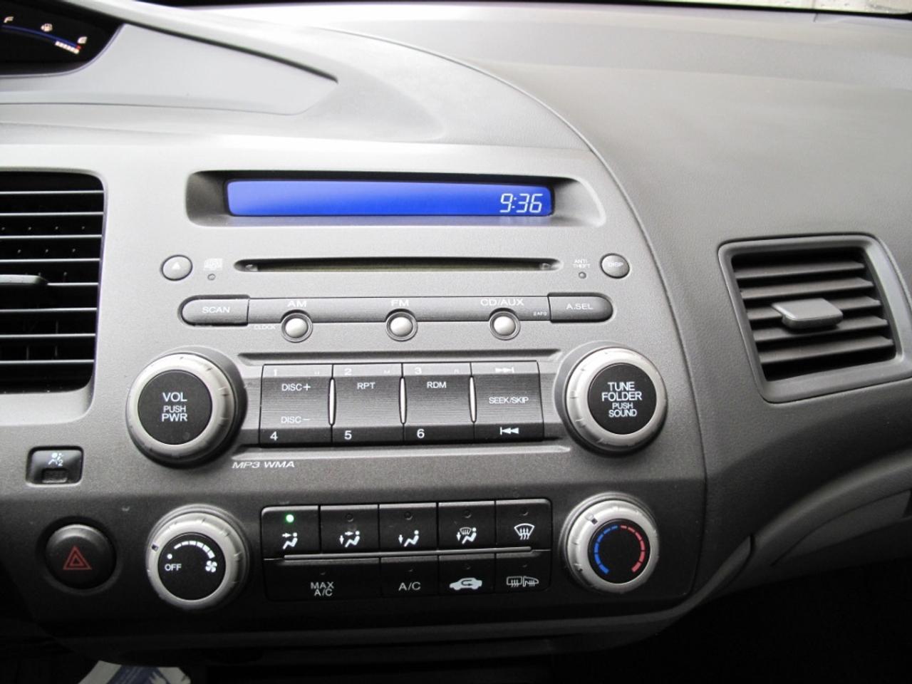 2006 Honda Civic 4x4 Touring - Photo #8