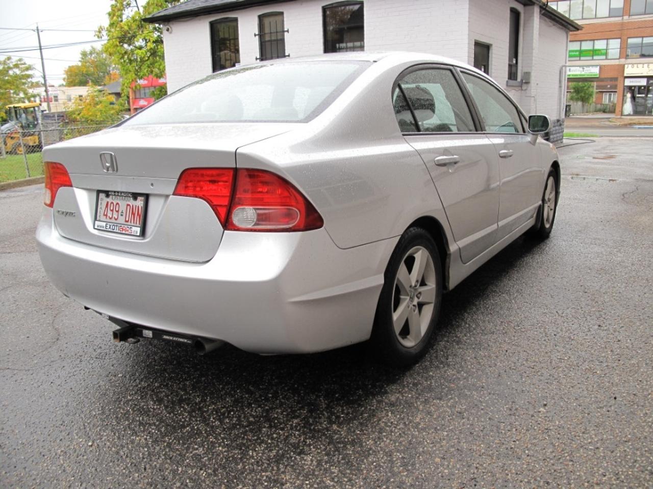 2006 Honda Civic 4x4 Touring - Photo #4