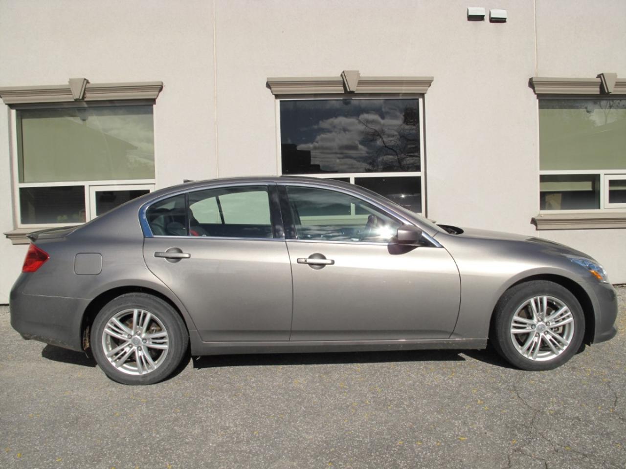 2013 Infiniti G37X  Luxury AWD Photo