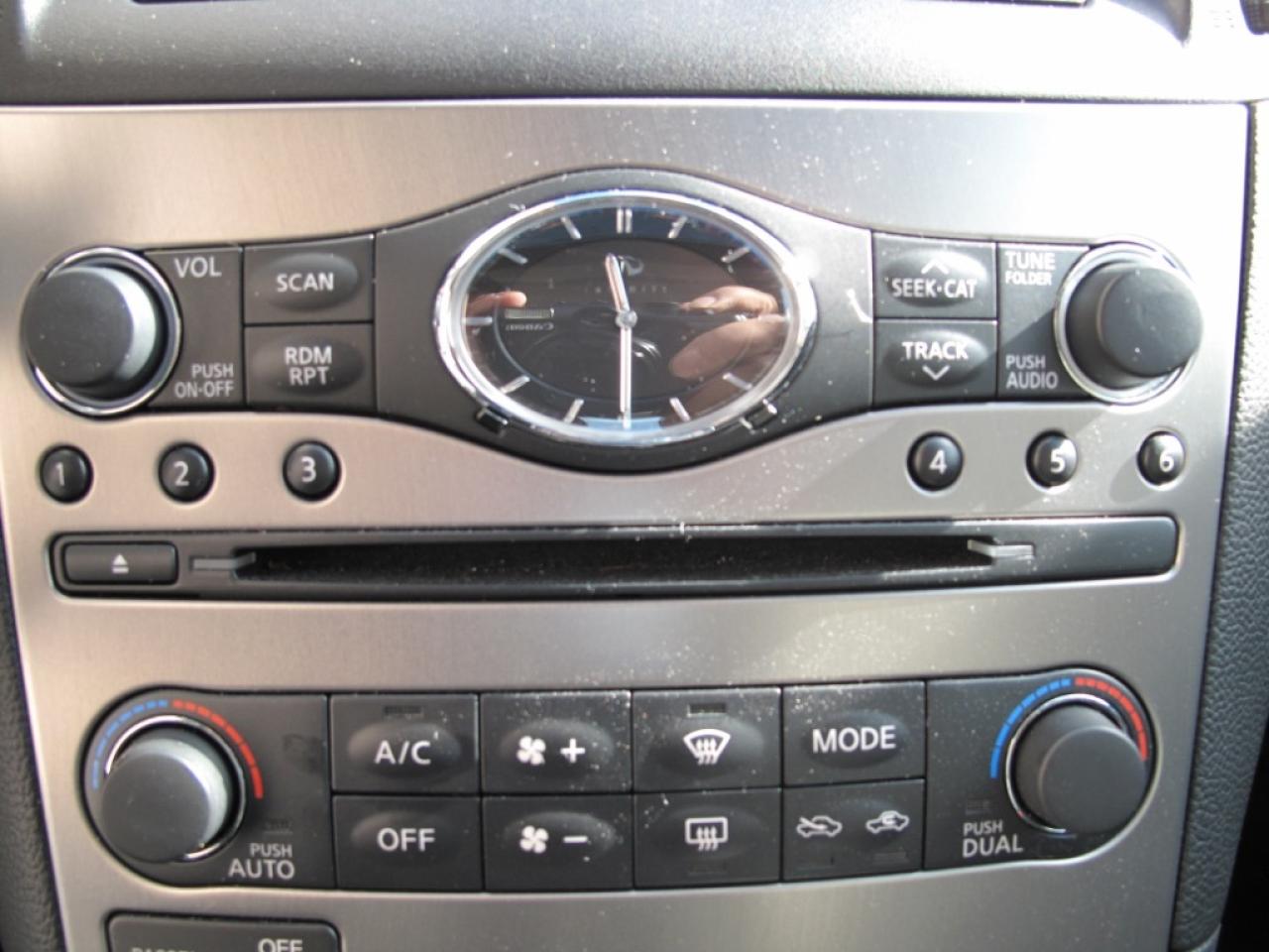 2013 Infiniti G37X  Luxury AWD - Photo #10