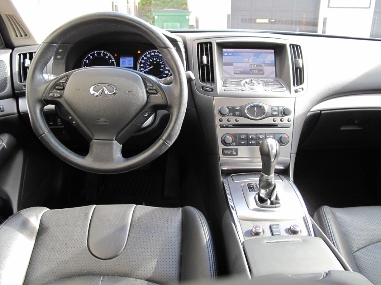 2013 Infiniti G37X  Luxury AWD - Photo #14