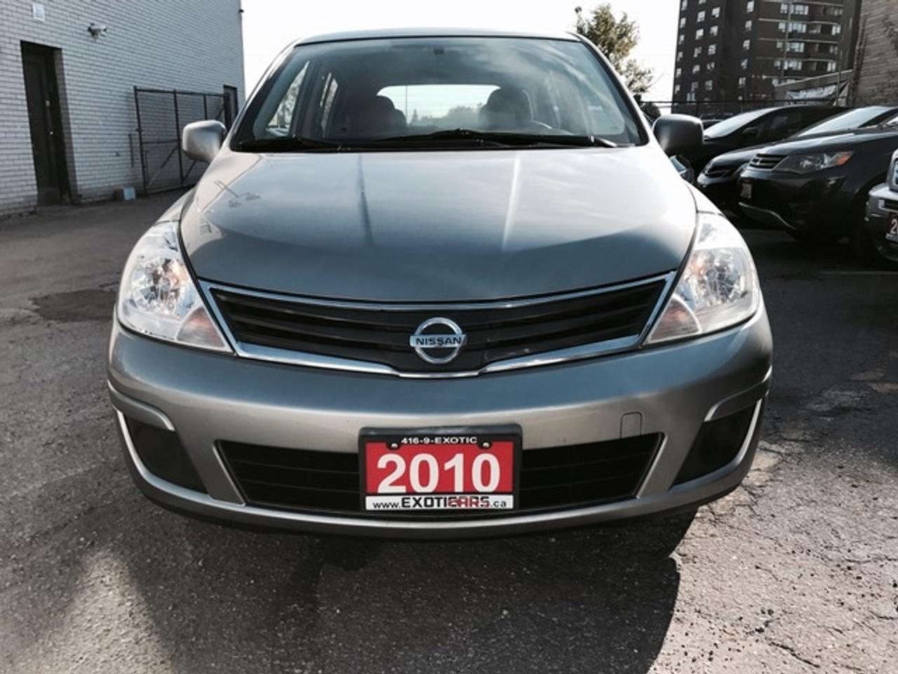 2010 Nissan Versa HATCHBACK 1.8S • Auto Photo