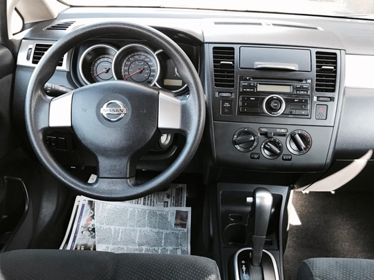 2010 Nissan Versa HATCHBACK 1.8S • Auto - Photo #8