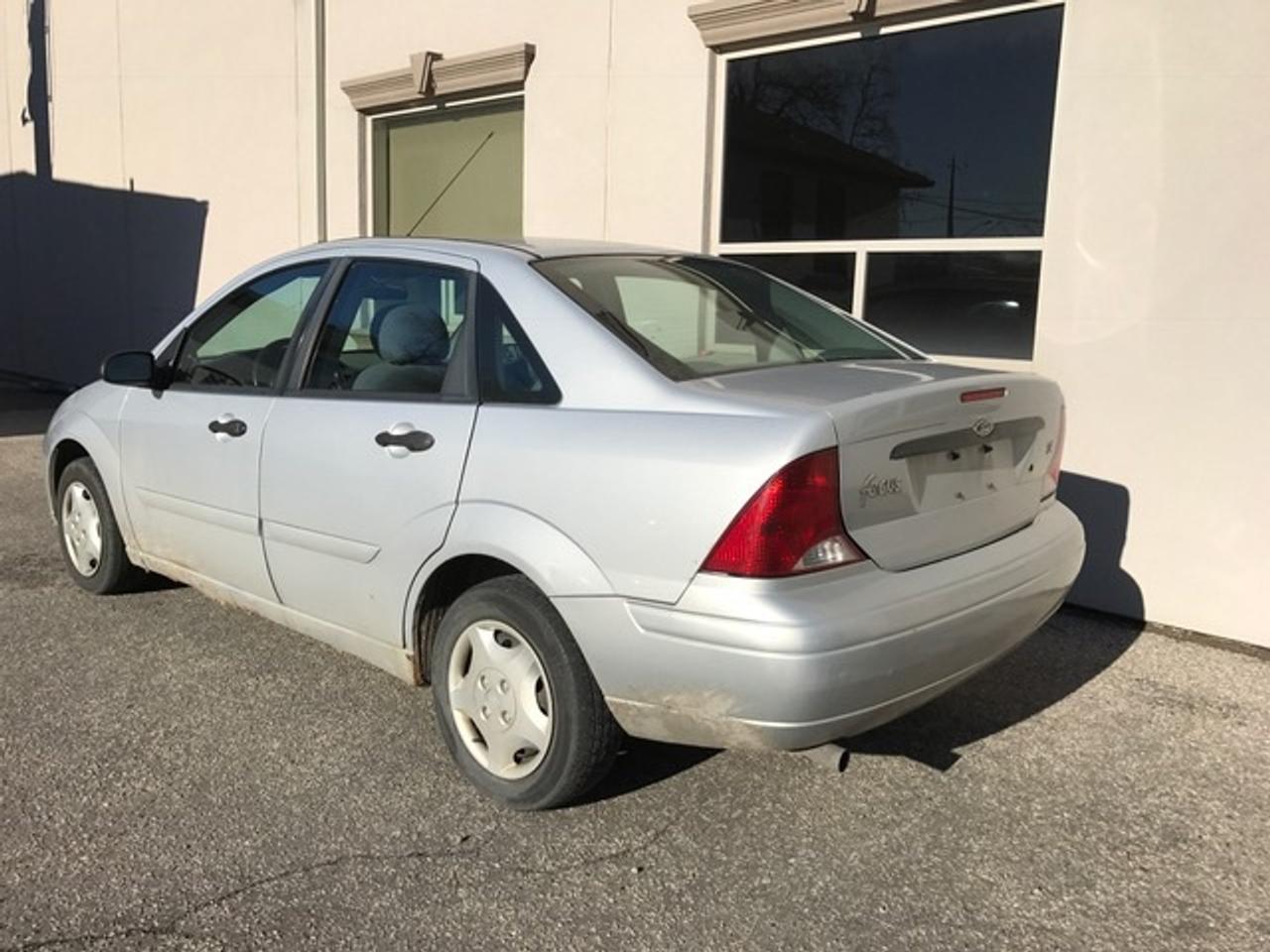 2004 Ford Focus SE Photo