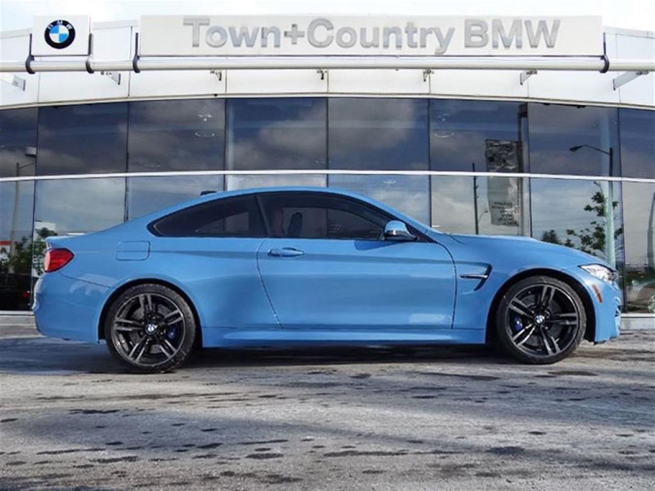 2016 BMW M4 Coupe Premium Package Photo3