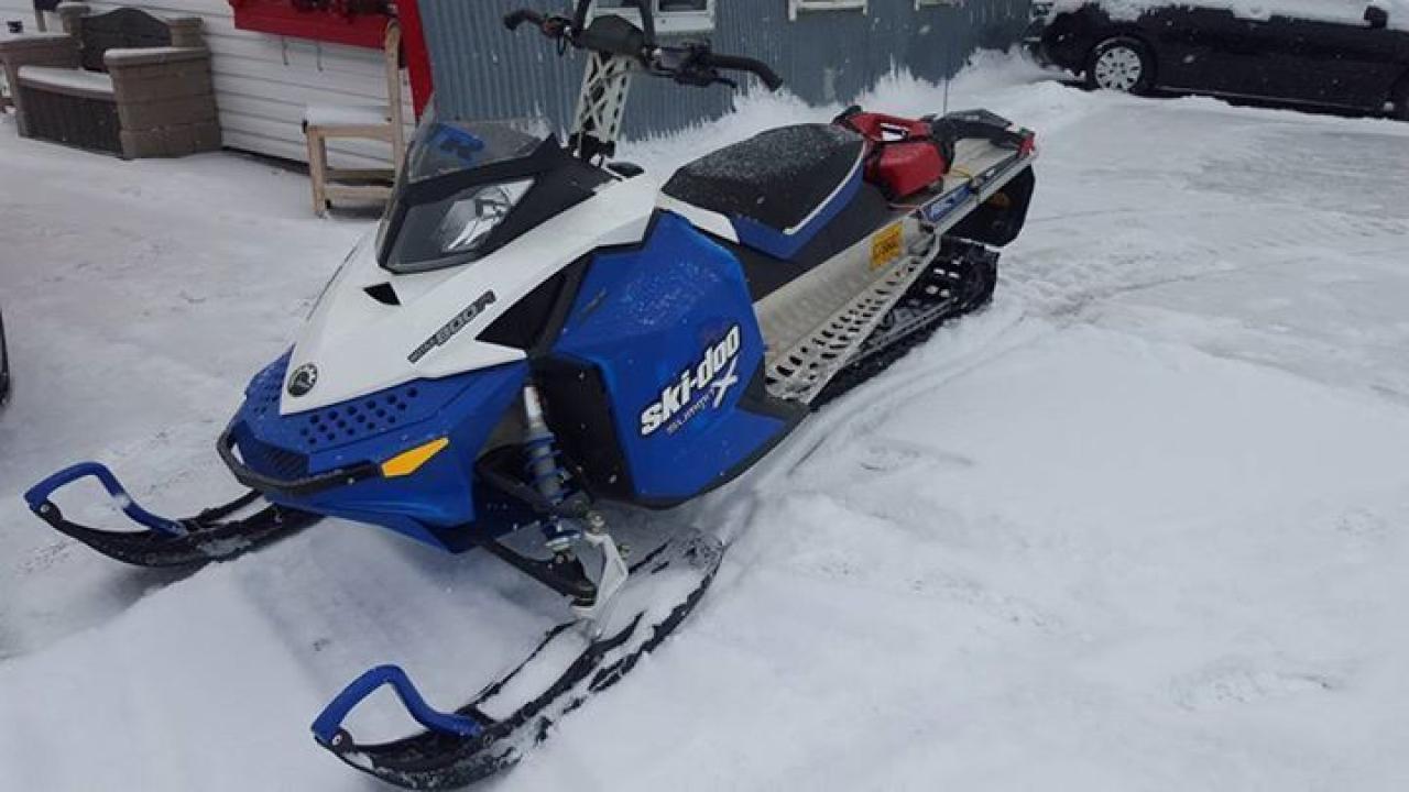 Used 2009 Ski-Doo MXZ X 800 R Summit x for Sale in West Kelowna ...