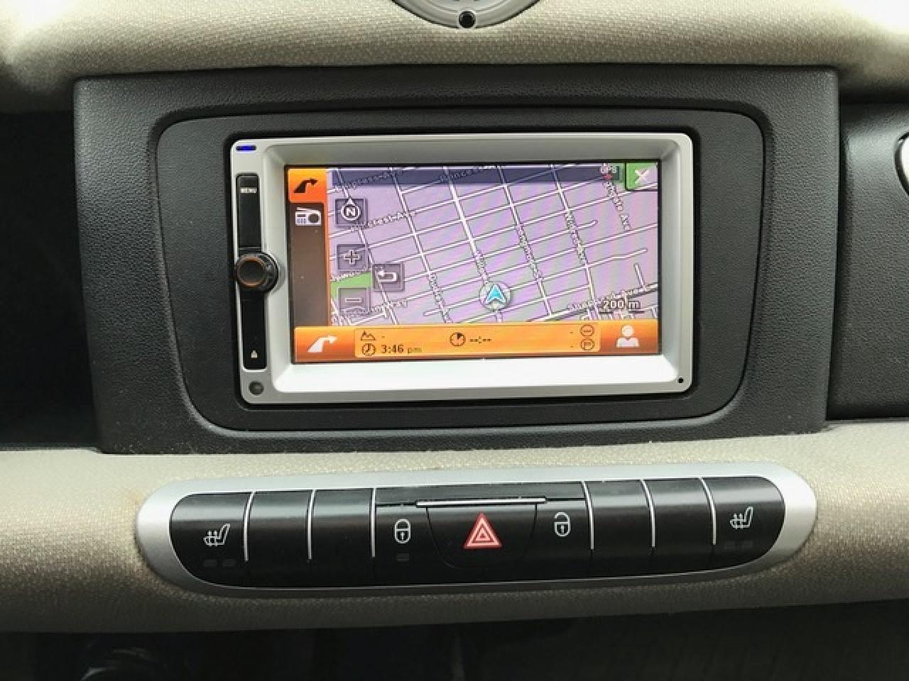 2013 Mercedes-Benz Smart fortwo Passion with NAV! Photo4