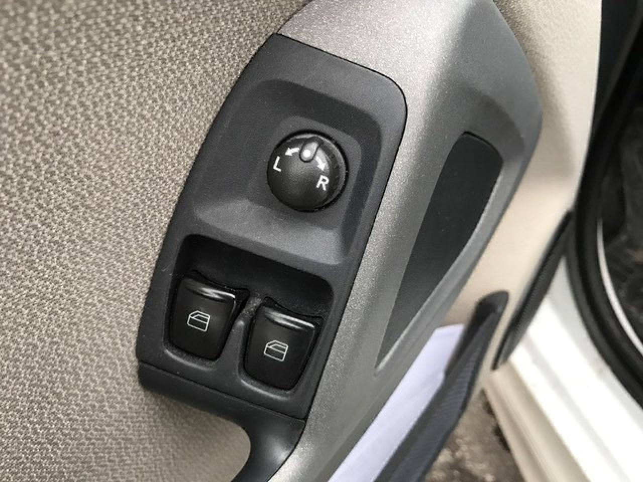 2013 Mercedes-Benz Smart fortwo Passion with NAV! - Photo #7