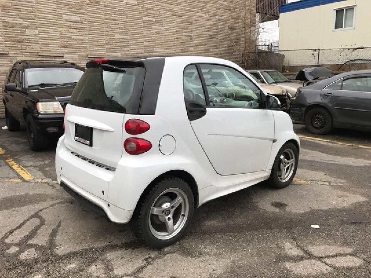 2013 Mercedes-Benz Smart fortwo Passion with NAV! - Photo #11